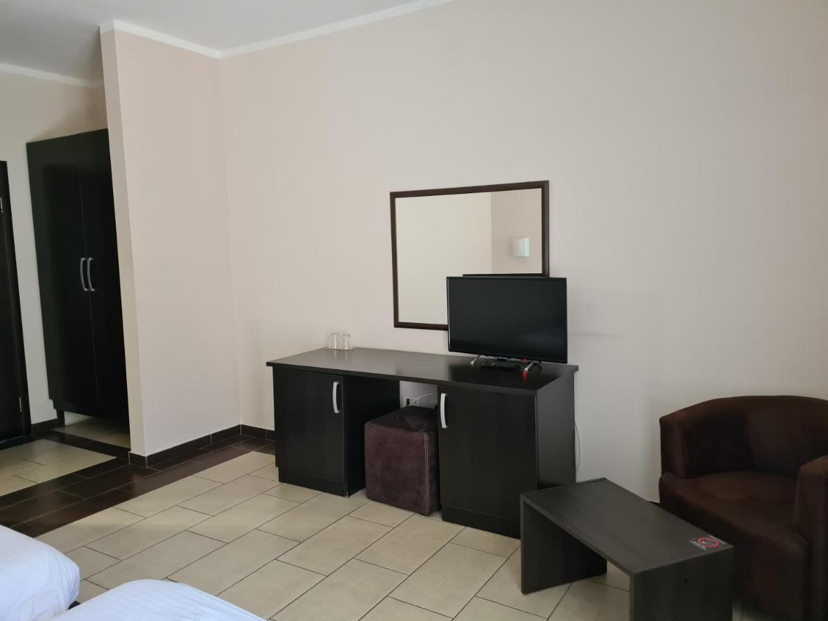Vila Dincic Veliko Gradiste Luaran gambar